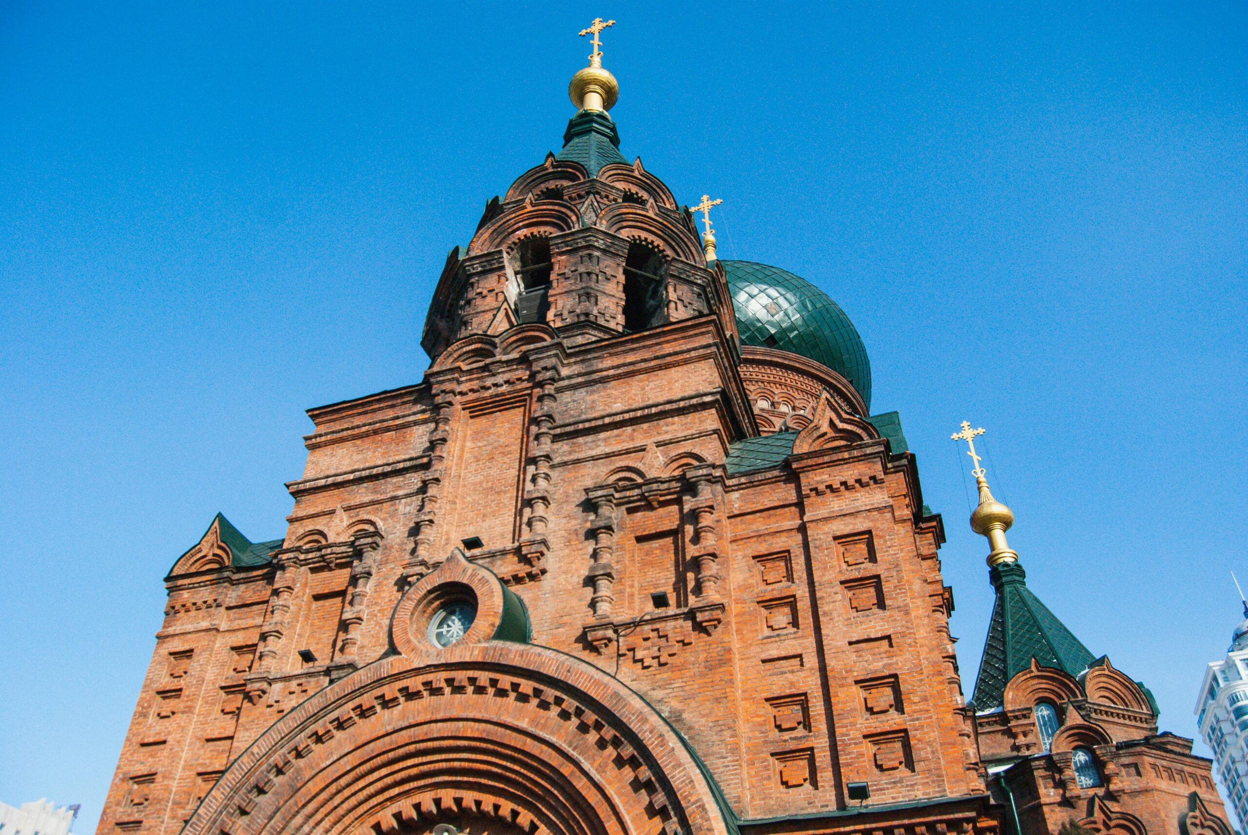 Harbin Food Memory Guide: Breakfast Markets, Guo Bao Rou, Red Sausage, and Borderland Flavor