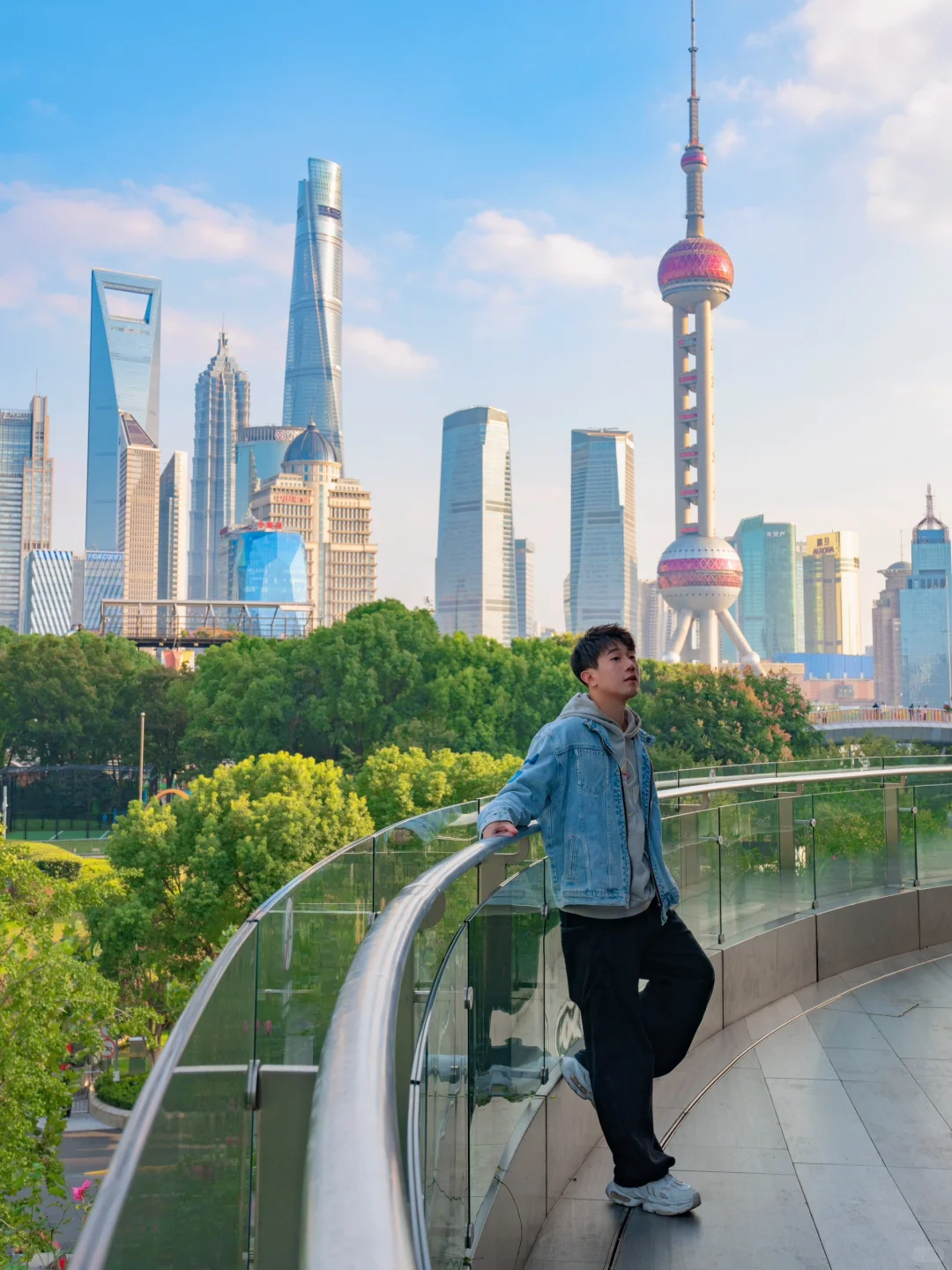Walking along Shanghai’s historic streets with street lamps