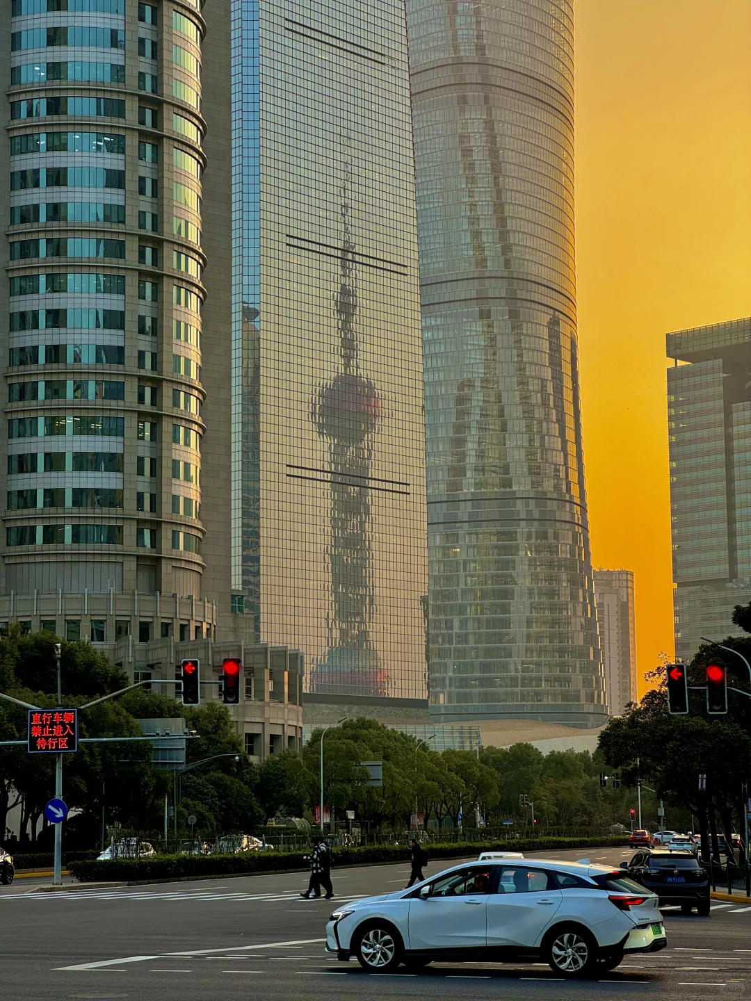 Photo spot with neon signs and street art in Shanghai