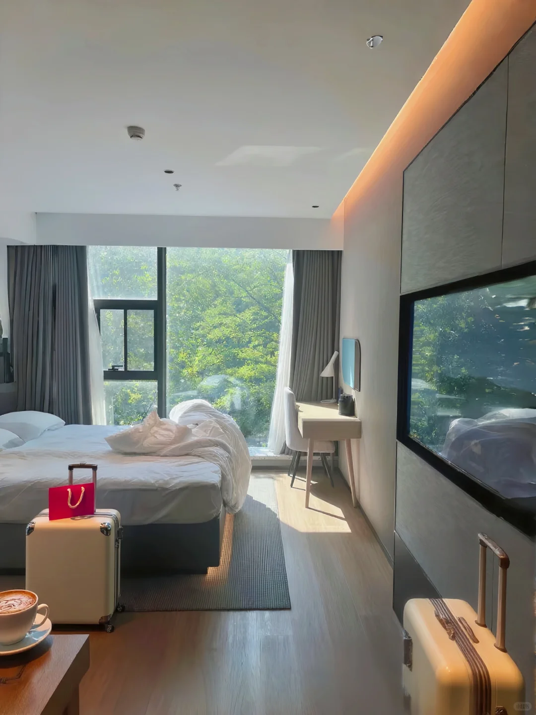 Inside a cozy room at the Beijing budget hotel
